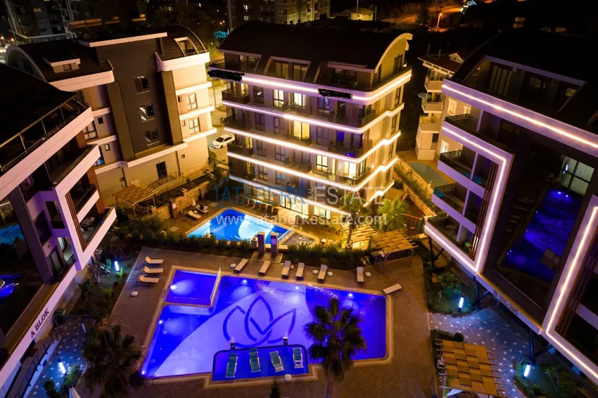 Jednopokojowy apartament z nowoczesnym wnętrzem w obszarze otwartym na pozwolenia na pobyt — Oba, Alanya 2 