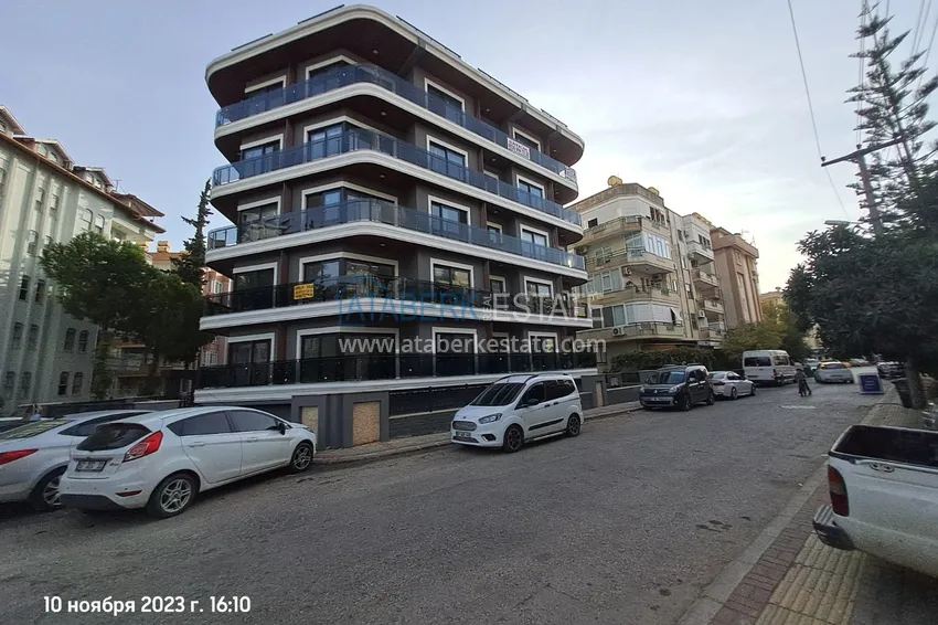 1+1 apartment from the owner in a residential complex with infrastructure — the center of Alanya 1