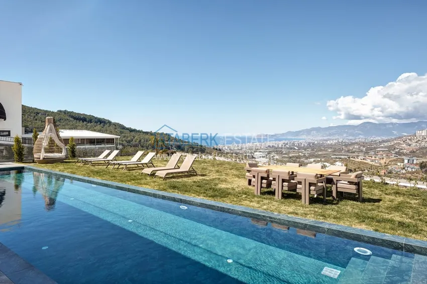 Elitarny kompleks willi z panoramicznym widokiem w Kargicak, Alanya 12
