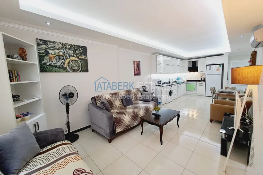Purchase One bedroom apartment with furniture and a glazed balcony in Oba, Alanya 3 