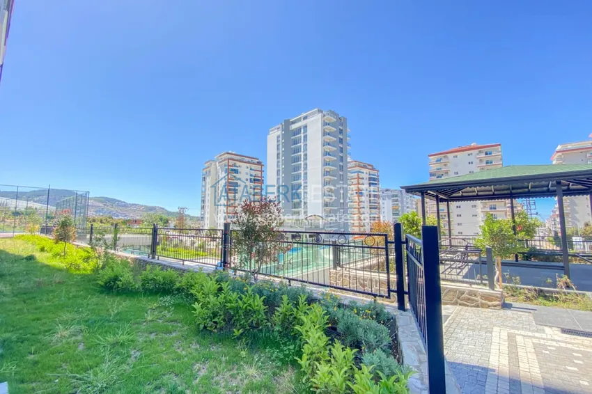 Furnished apartment in Mahmutlar, in a young residential complex 7