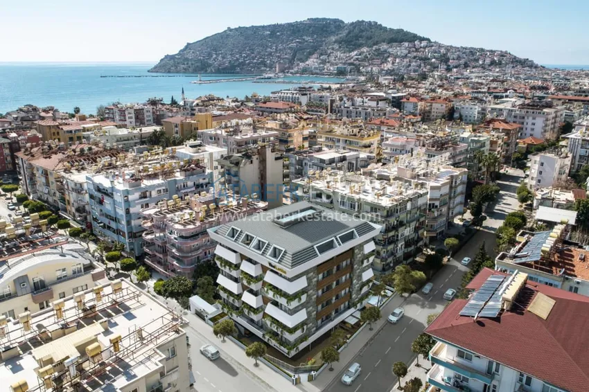Furnished studio apartment in the center of Alanya 250 meters from the sea 1
