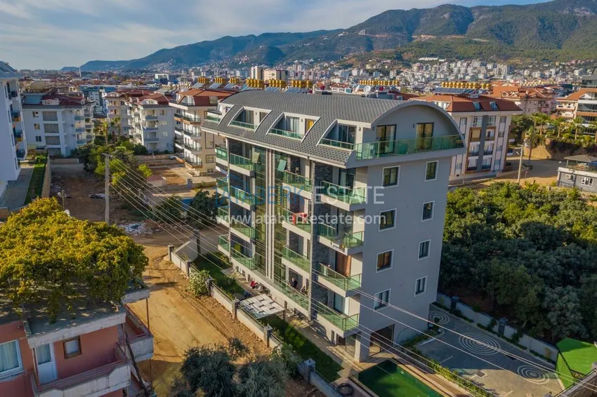 One bedroom apartment with modern interior in Alanya, Oba area 1