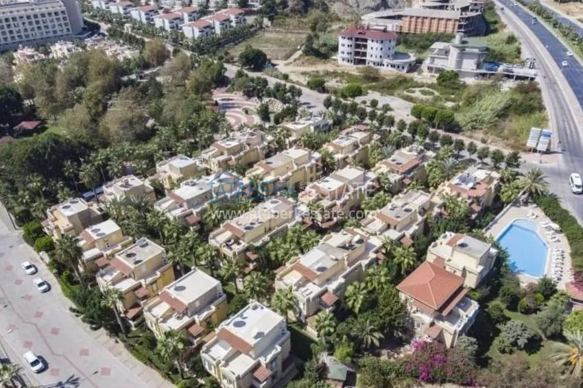 Triplex villa with furniture in a complex of townhouses - Alanya, Konakli area 2