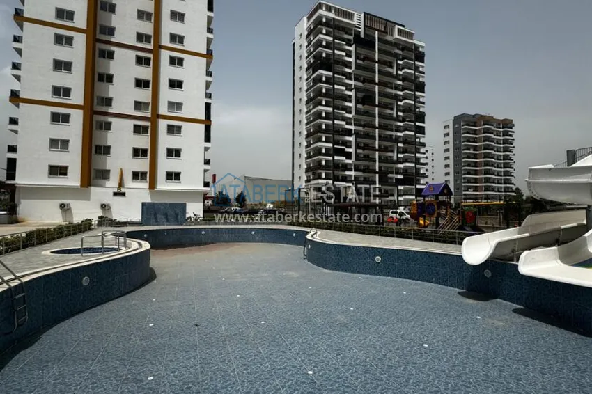 One bedroom apartment with separate kitchen and side sea view in Mersin, Tomyuk district 5