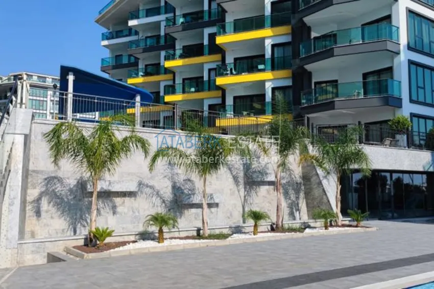 Apartament 1+1 z meblami i widokiem na morze w kompleksie przy plaży — Alanya, dzielnica Kargicak 9