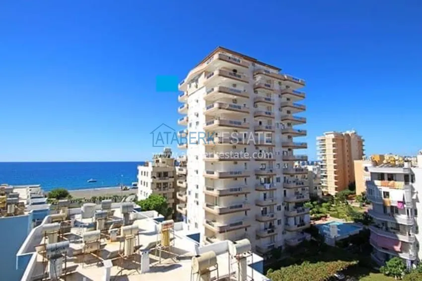 Apartment in Mahmutlar modern interior, direct sea view, first coastal 1
