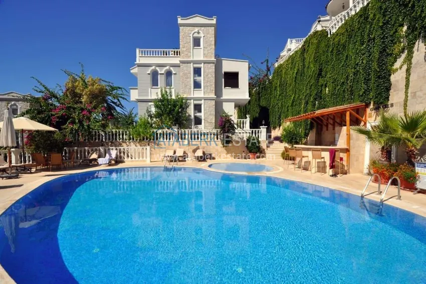 Apartment in the Cikcilli area, furnished with great panoramic views. Suitable for a residence permit 10 