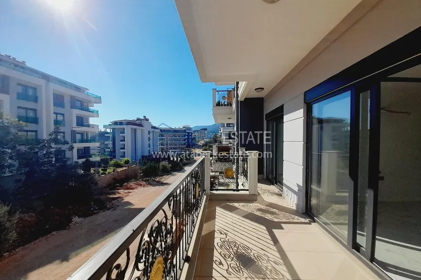 Purchase Finished three-room apartment in a new building - Alanya, Oba district 12