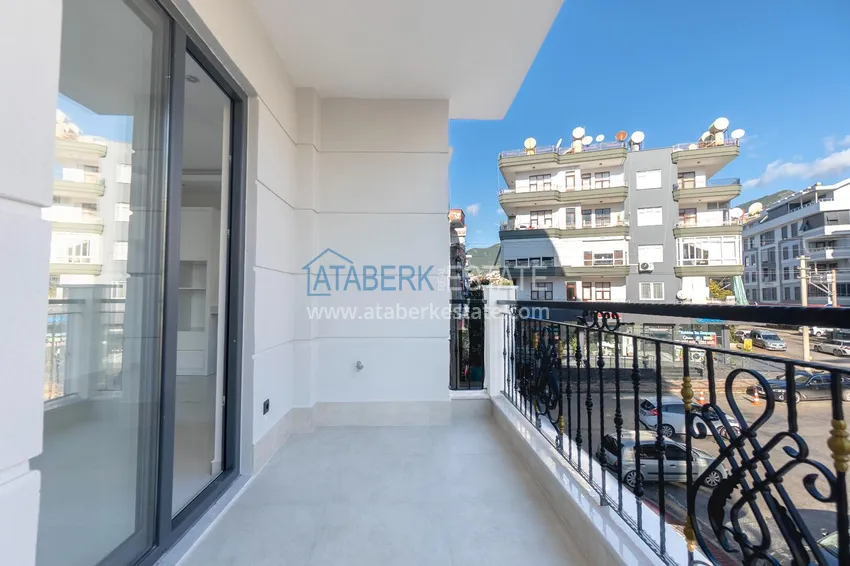 Purchase One bedroom apartment near Cleopatra beach! Your new home in the center of Alanya 10 