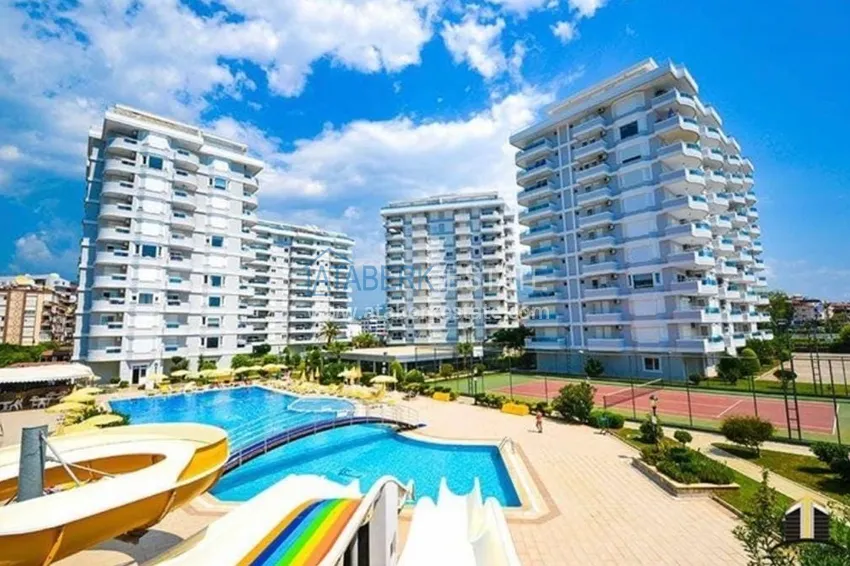3+1 linear apartment with furniture, sea and mountain views on the beachfront - Tosmur, Alanya 1 