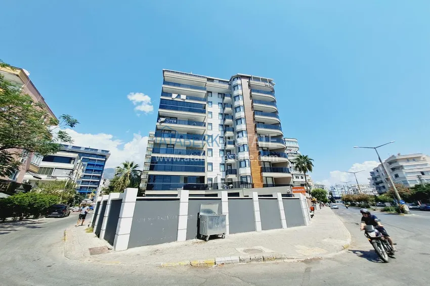 Two-bedroom apartment with new furniture with sea and mountain views - Alanya center, Cleopatra beach area 1