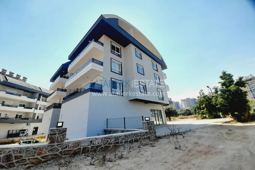 Offer from the owner — a one-bedroom apartment with a fine finish in Oba, Alanya 3