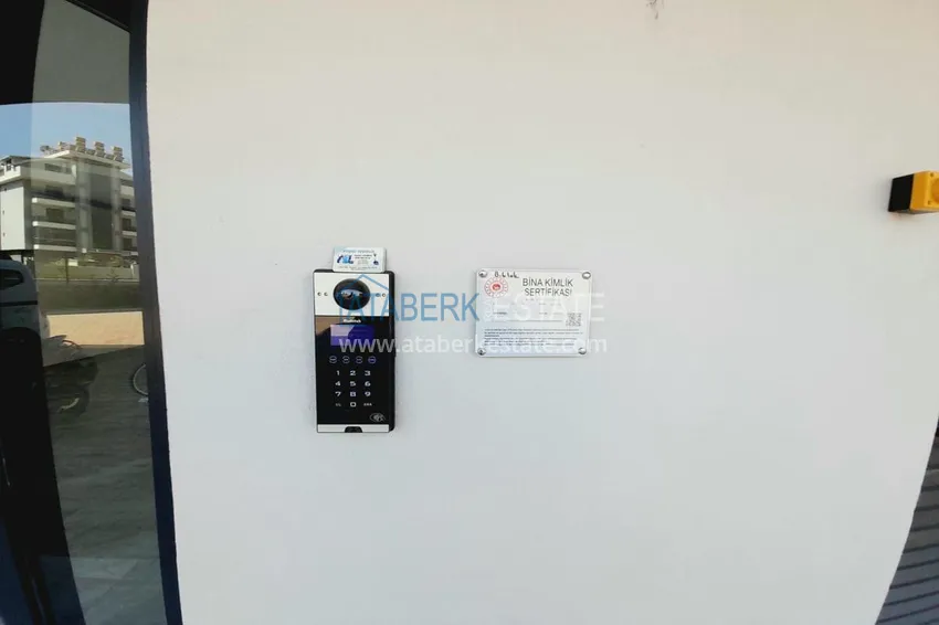 Offer from the owner — a one-bedroom apartment with a fine finish in Oba, Alanya 6