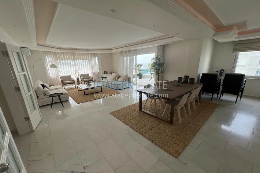 Purchase 3+1 linear apartment with furniture, sea and mountain views on the beachfront - Tosmur, Alanya 6 