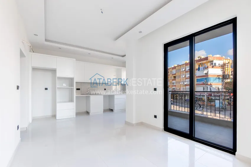 Purchase One bedroom apartment near Cleopatra beach! Your new home in the center of Alanya 3 