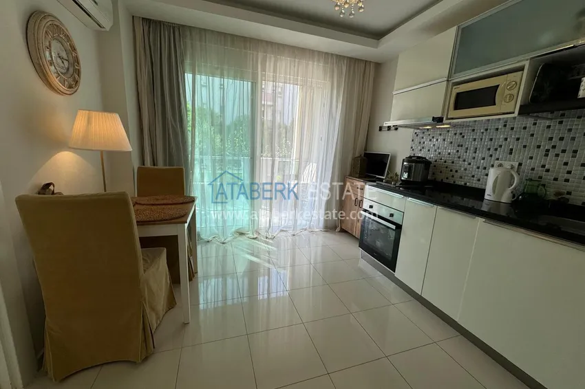 Kupuj Apartament 1+1 zaledwie 350 metrów od Morza Śródziemnego, dzielnica Oba — Alanya 2 