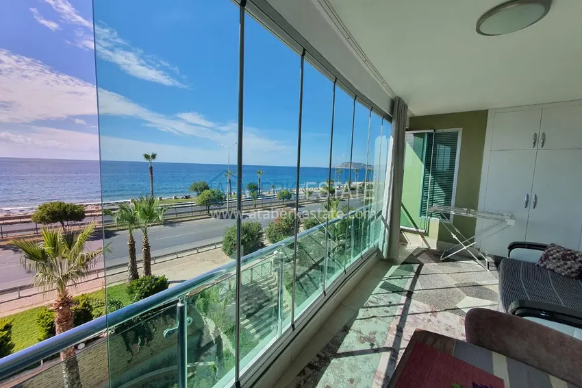 Kupuj Apartament z jedną sypialnią z przeszklonym balkonem i widokiem na morze, pierwsza linia brzegowa - dzielnica Kestel, Alanya 10