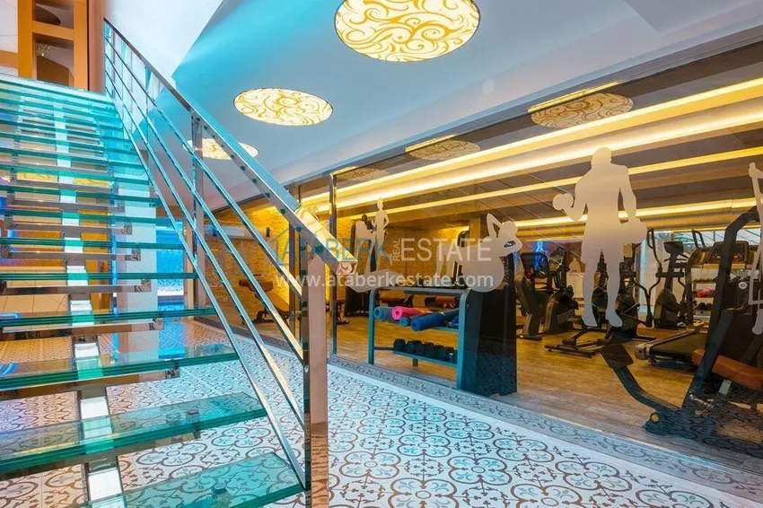 1+1 umeblowany apartament z widokiem na góry, centrum Alanya Plaża Kleopatra 11