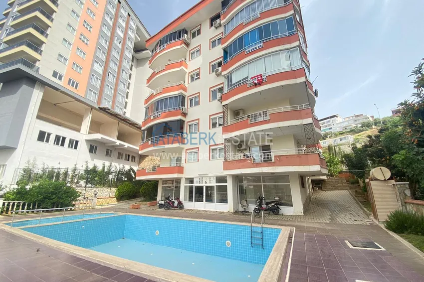 Duplex penthouse in Cikcilli, Alanya furnished in a small complex 1 