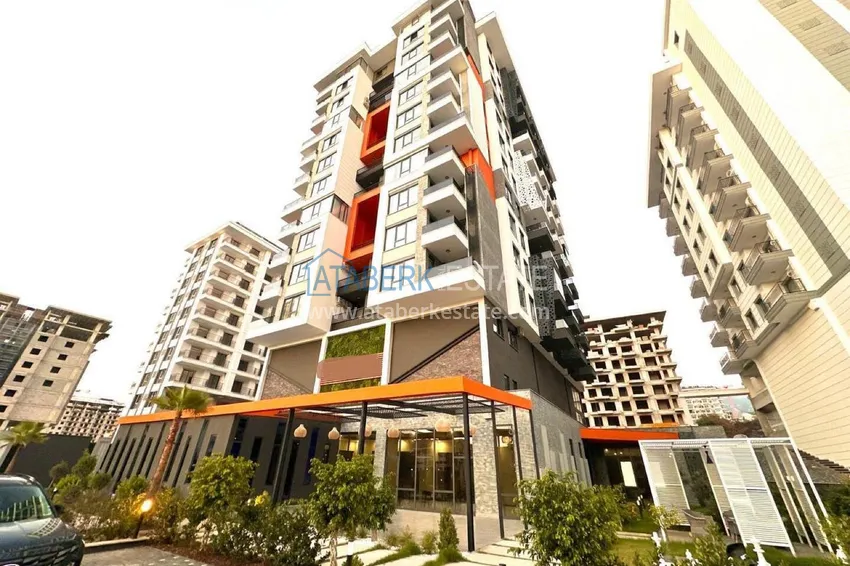 New buildings in Alanya, primary real estate. Newly furnished apartment from the owner — the center of Mahmutlar, Saturday market area 1