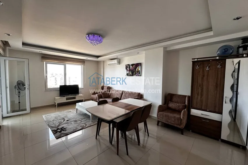 Kupuj Umeblowany dwupoziomowy 3+1 z przeszklonym balkonem i widokiem na morze, dzielnica Avsallar — Alanya 1