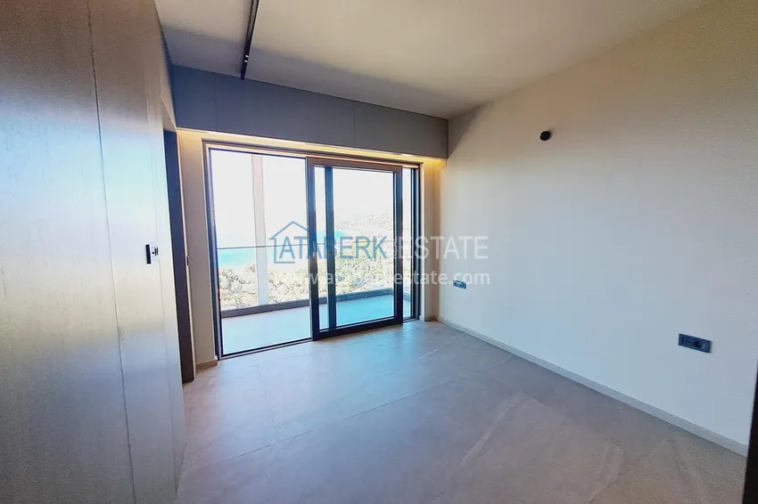 Purchase 1+1 apartments from the owner with sea views in a new modern residential complex in the center of Alanya 4