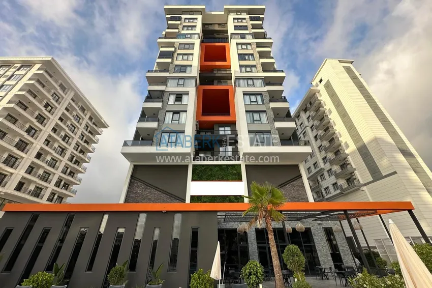 New buildings in Alanya, primary real estate. Newly furnished apartment from the owner — the center of Mahmutlar, Saturday market area 4