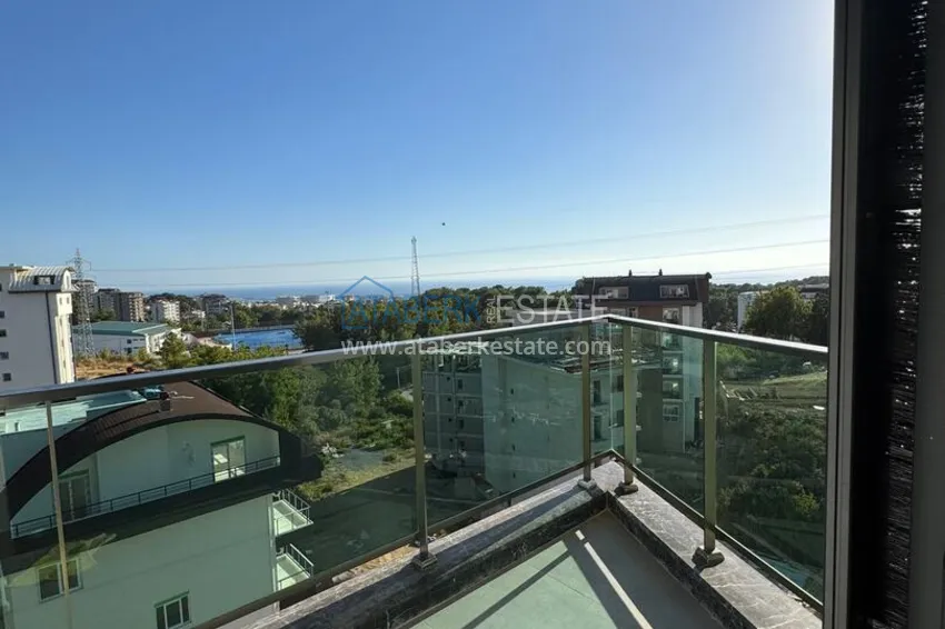 Purchase 2+1 apartment with furniture and partial sea view, Avsallar district — Alanya 8