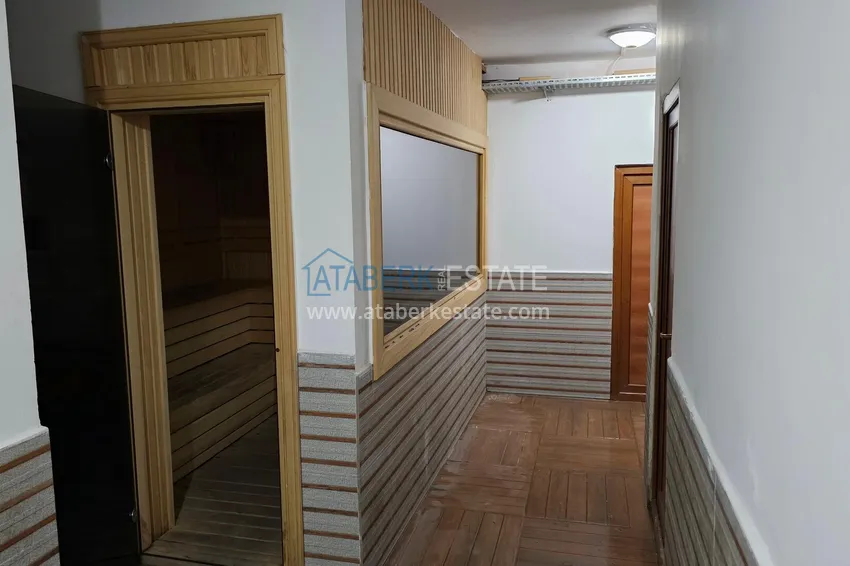 1+1 apartment with furniture and a glazed balcony in the center of Alanya — Cleopatra beach area 18 