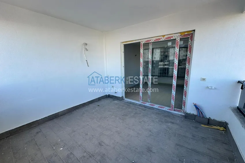 Приобрести Трехкомнатная квартира с чистовой отделкой в Мерсине, Томюк 15 