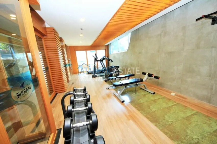 One bedroom apartment in the center of Alanya with furniture and access to a private beach 17 