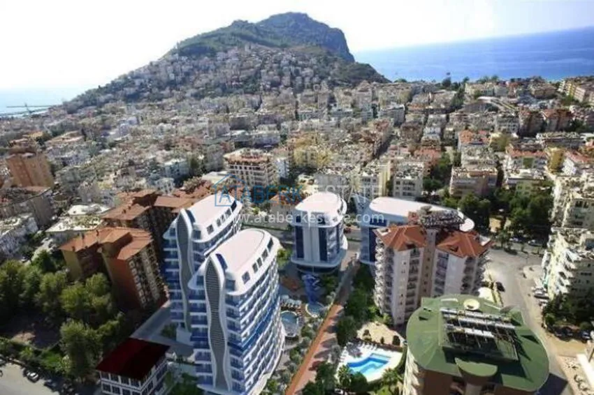 One bedroom apartment in the center of Alanya with furniture and access to a private beach 2 