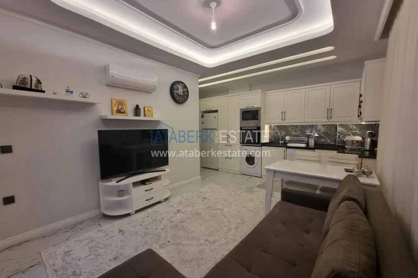 Purchase Furnished three-room apartment in a prestigious area of Alanya, Oba 4 
