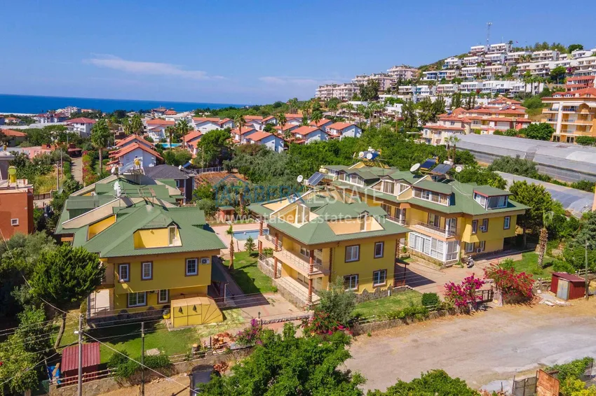 Trzypiętrowa willa w dzielnicy Alanya - Demirtash. Nadaje się do zezwoleń na obywatelstwo i pobyt 4