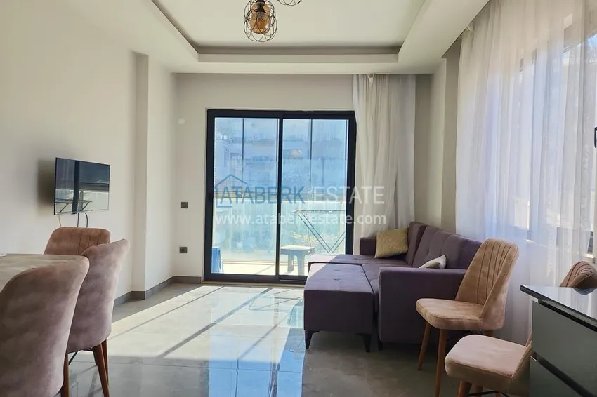 Kupuj Apartament 1+1 z meblami i przeszklonym balkonem, dzielnica Oba — Alanya 4