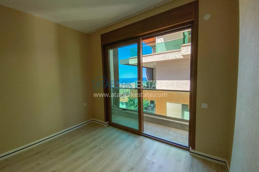 Kupuj Czteropokojowy apartament liniowy z oddzielną kuchnią w centrum Alanyi — Hasbahce 7