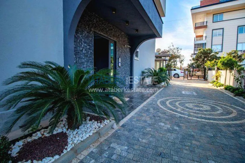 Apartament 1+1 z meblami i przeszklonym balkonem, dzielnica Oba — Alanya 8