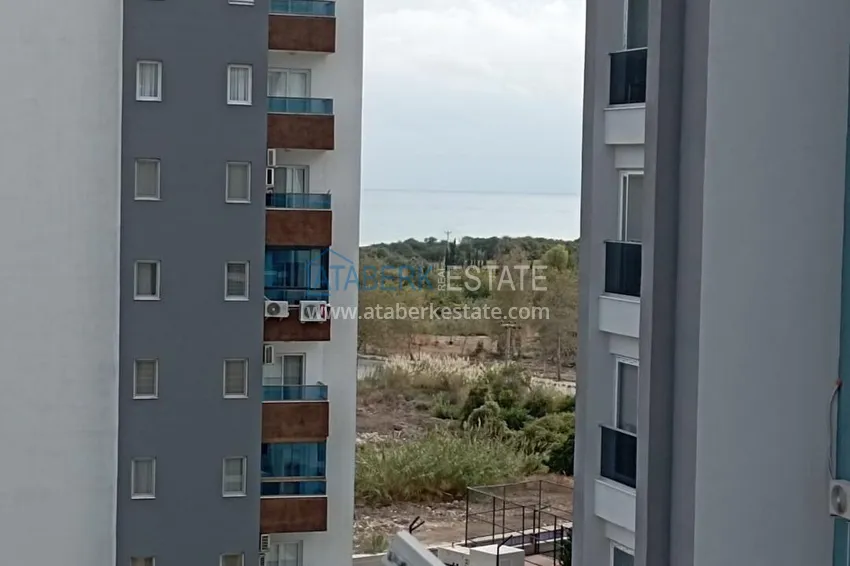 Kupuj Przestronny apartament 1+1 z widokiem na morze i 2 przeszklonymi balkonami w Mersin, Arpacbakhshish 10