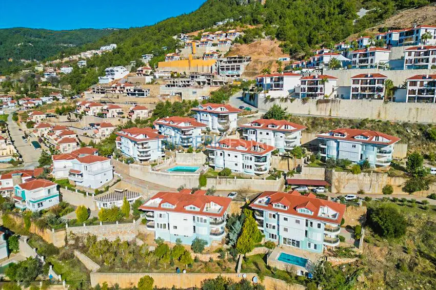 Spacious furnished duplex with views in the prestigious area of Alanya - Bektash 4