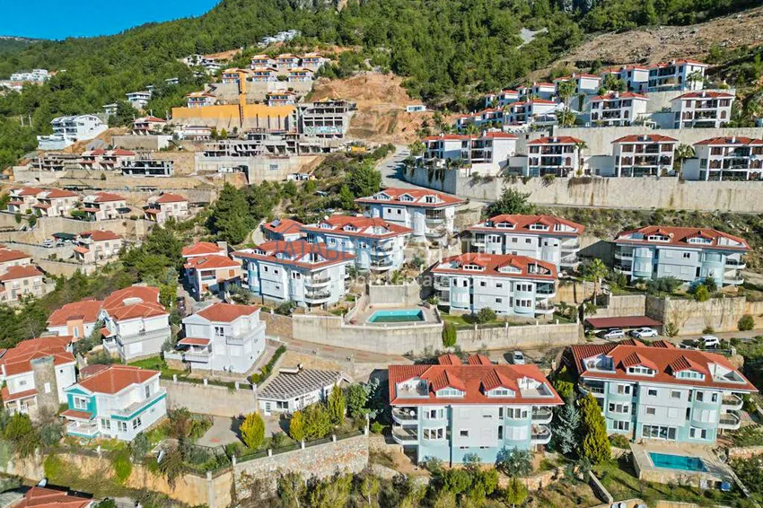 Spacious furnished duplex with views in the prestigious area of Alanya - Bektash 5