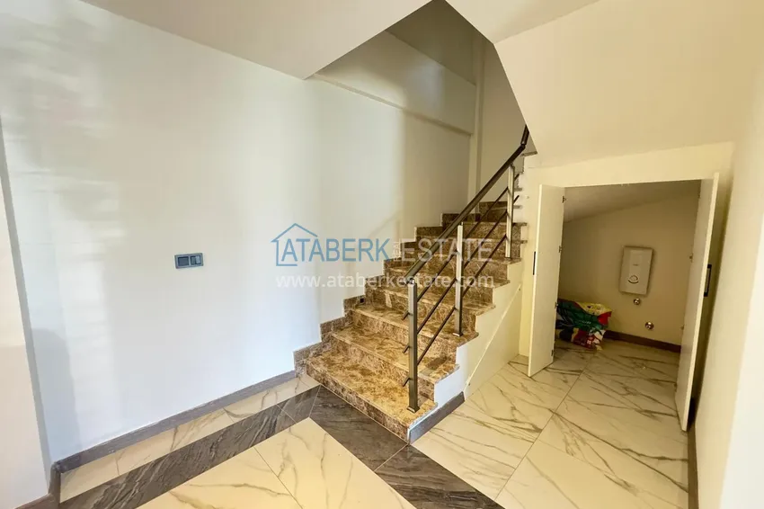 Purchase Semi-detached triplex villa in Kargicak area, furnished in a cottage complex 3
