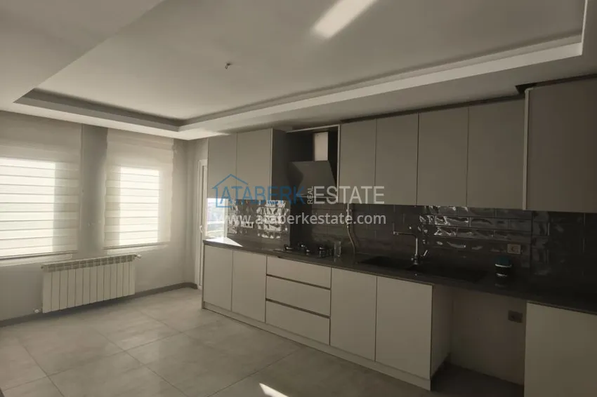 Purchase 3+1 linear apartment after major repairs on the first line — Mersin, Yenisehir district 11