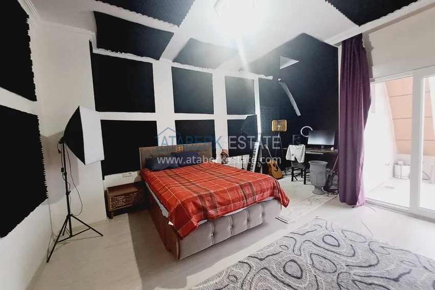 Purchase Furnished duplex penthouse with separate kitchen in Alanya, Mahmutlar district 11