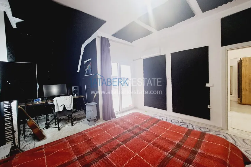 Purchase Furnished duplex penthouse with separate kitchen in Alanya, Mahmutlar district 12
