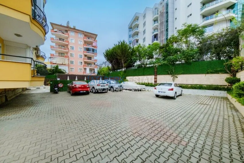 Property for a residence permit in the center of Alanya, Three-room apartment with furniture 13