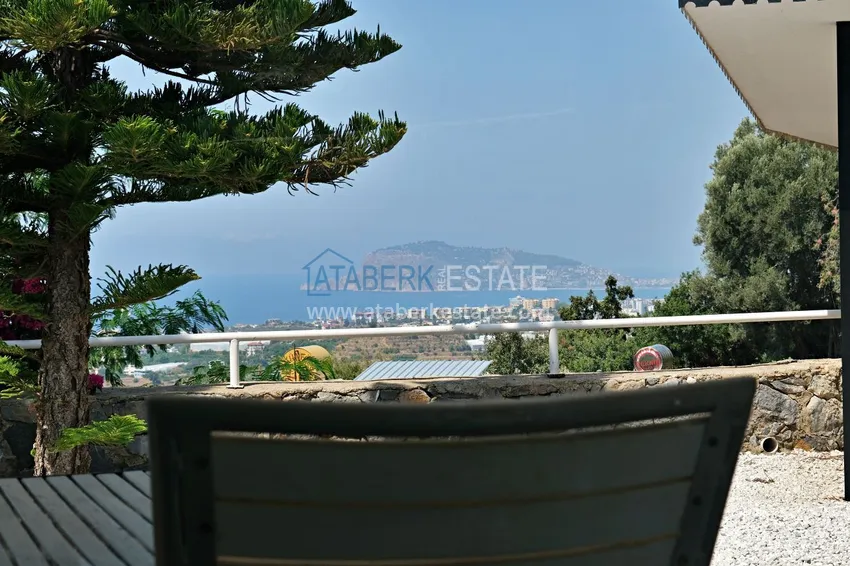Gorgeous private villa with panoramic views and guest bungalow in Kestel, Alanya 15