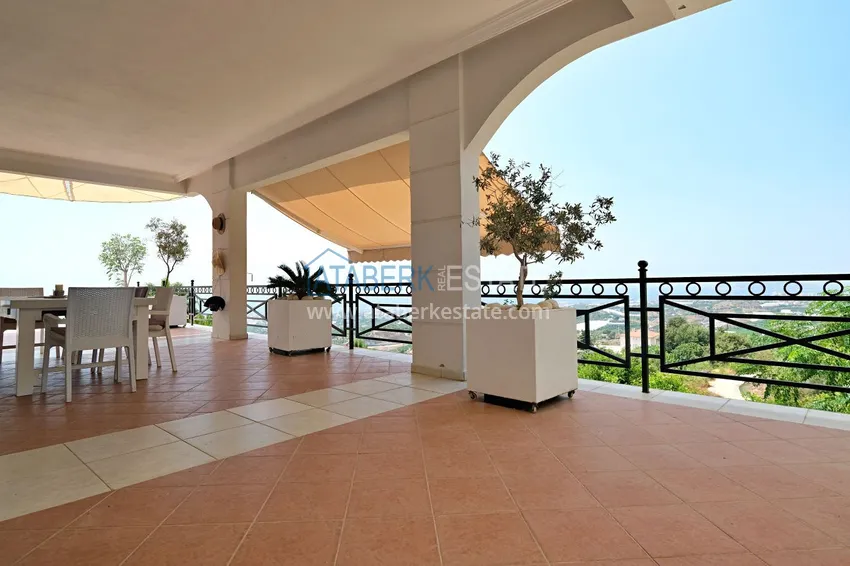 Gorgeous private villa with panoramic views and guest bungalow in Kestel, Alanya 18