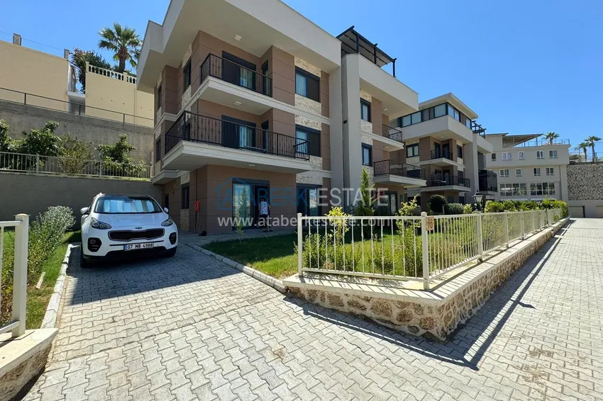 Semi-detached triplex villa in Kargicak area, furnished in a cottage complex 18