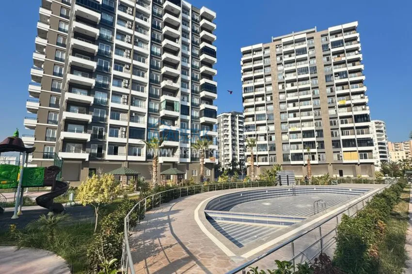 Two-bedroom apartment with sea and mountain views in a modern complex — Mersin, Tomyuk district 1